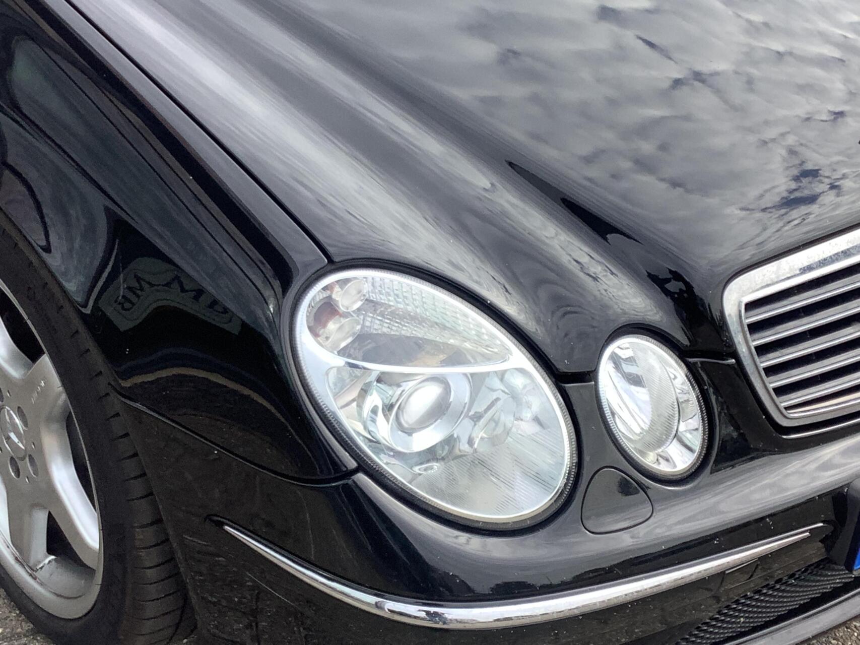 Foto van Mercedes-Benz E 500