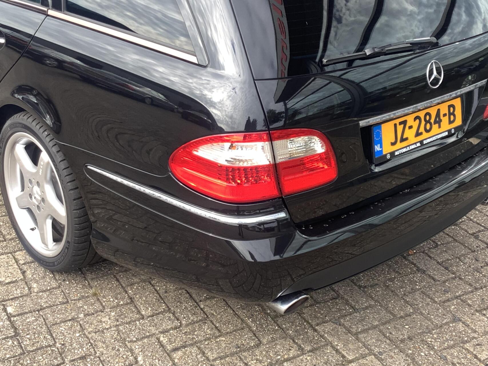 Foto van Mercedes-Benz E 500