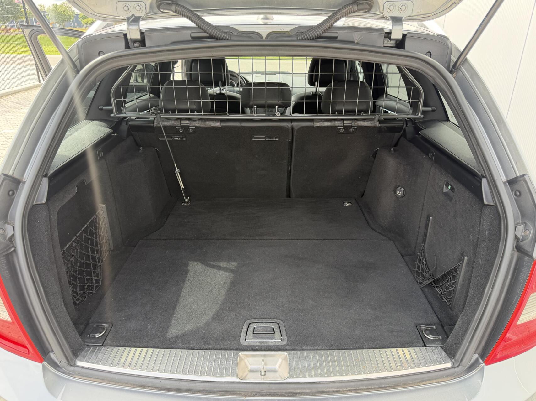 Foto van Mercedes-Benz C 200 Cgi