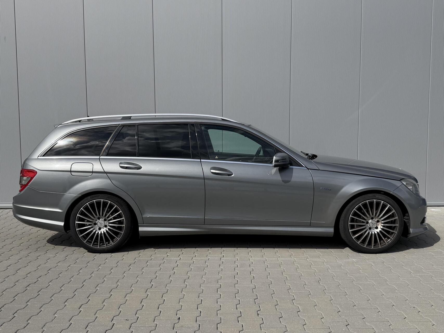 Foto van Mercedes-Benz C 200 Cgi