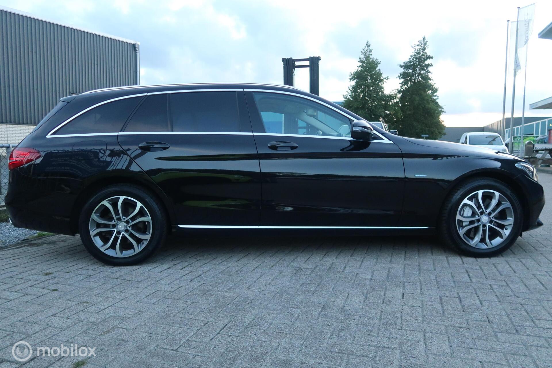 Foto van Mercedes-Benz C 350 E