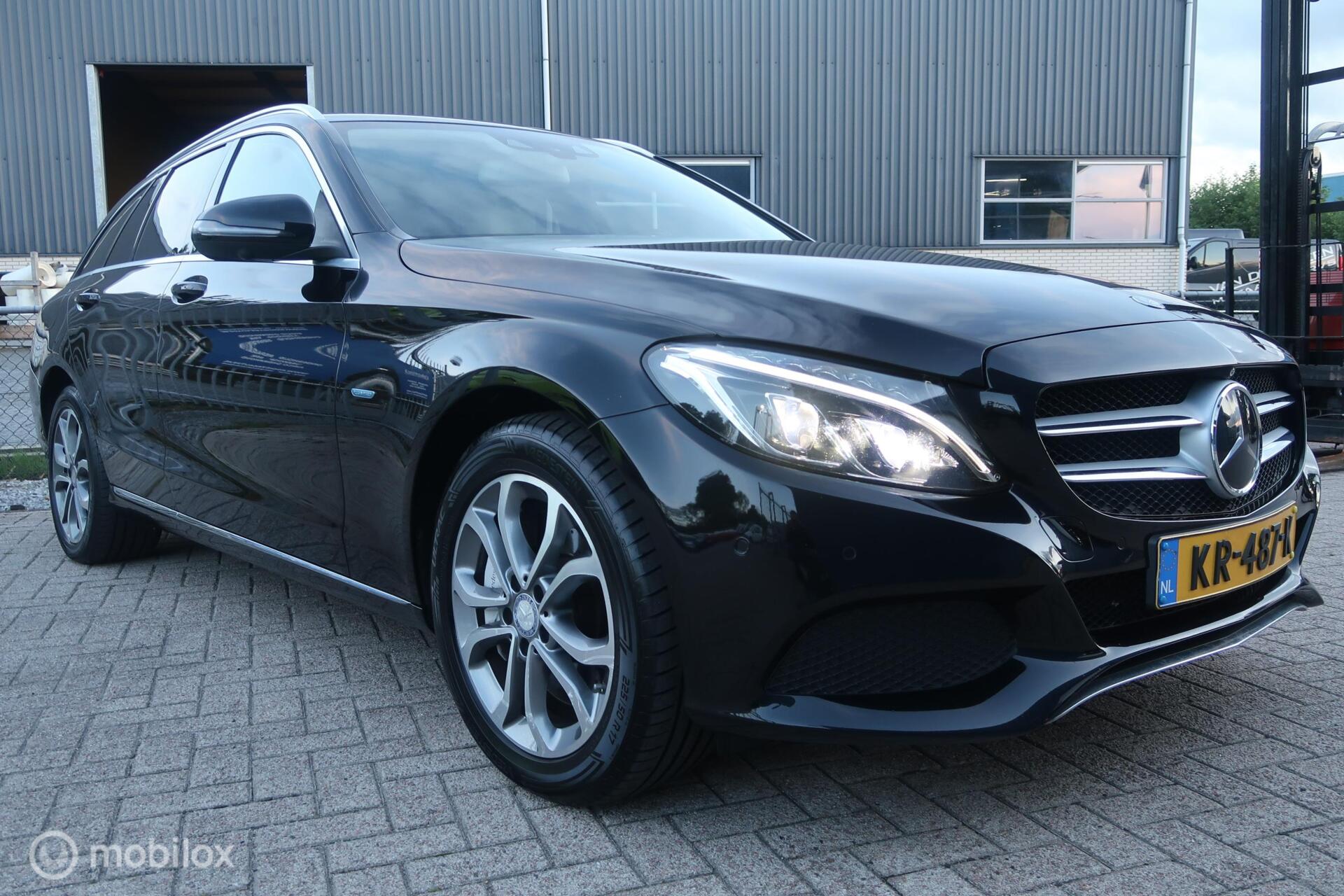 Foto van Mercedes-Benz C 350 E