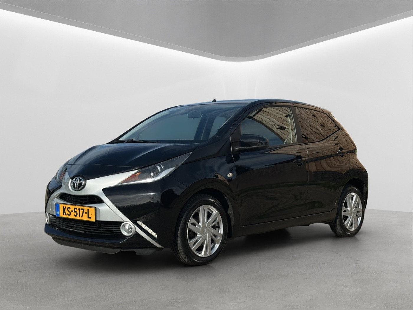 Toyota Toyota Aygo 1.0 VVT-i x-sport 2016 - voorkant