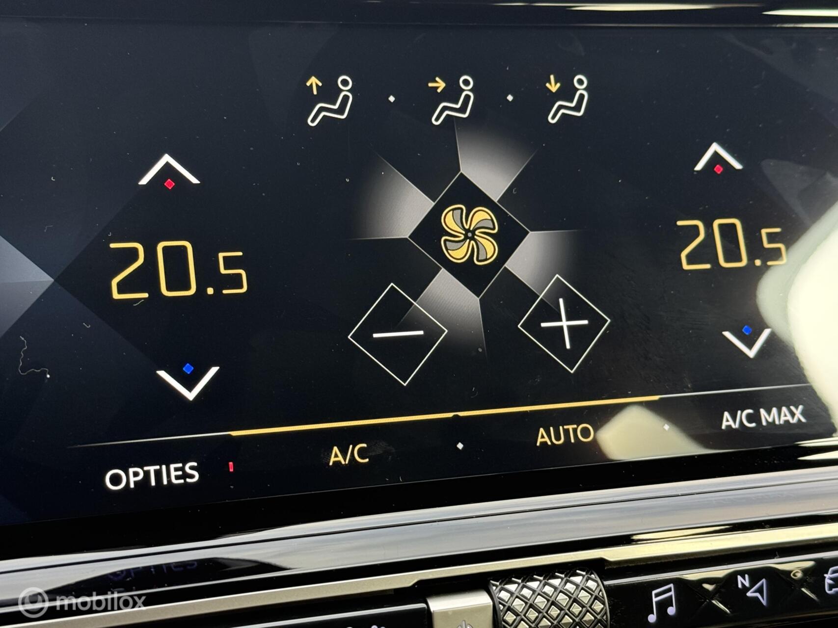 Foto van DS DS 7 Crossback