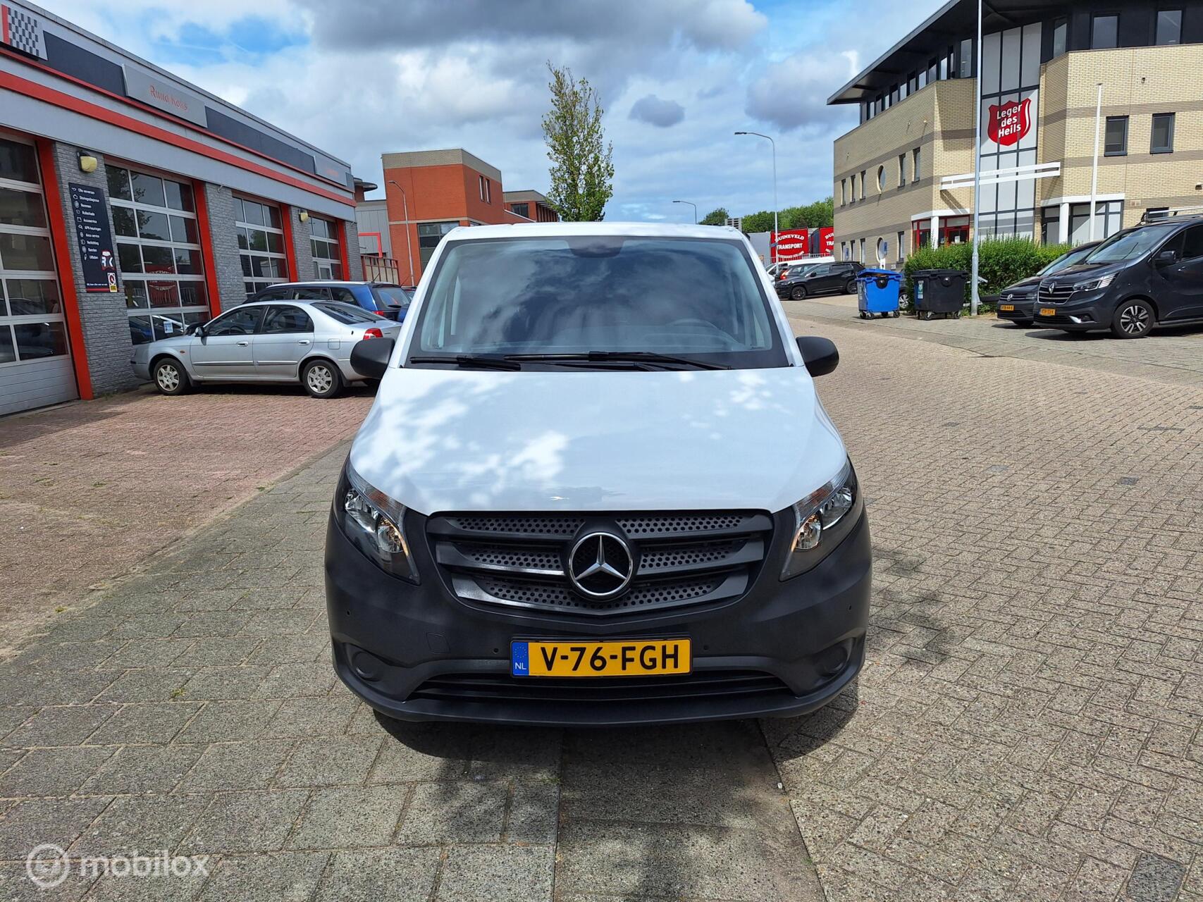 Foto van Mercedes-Benz Evito