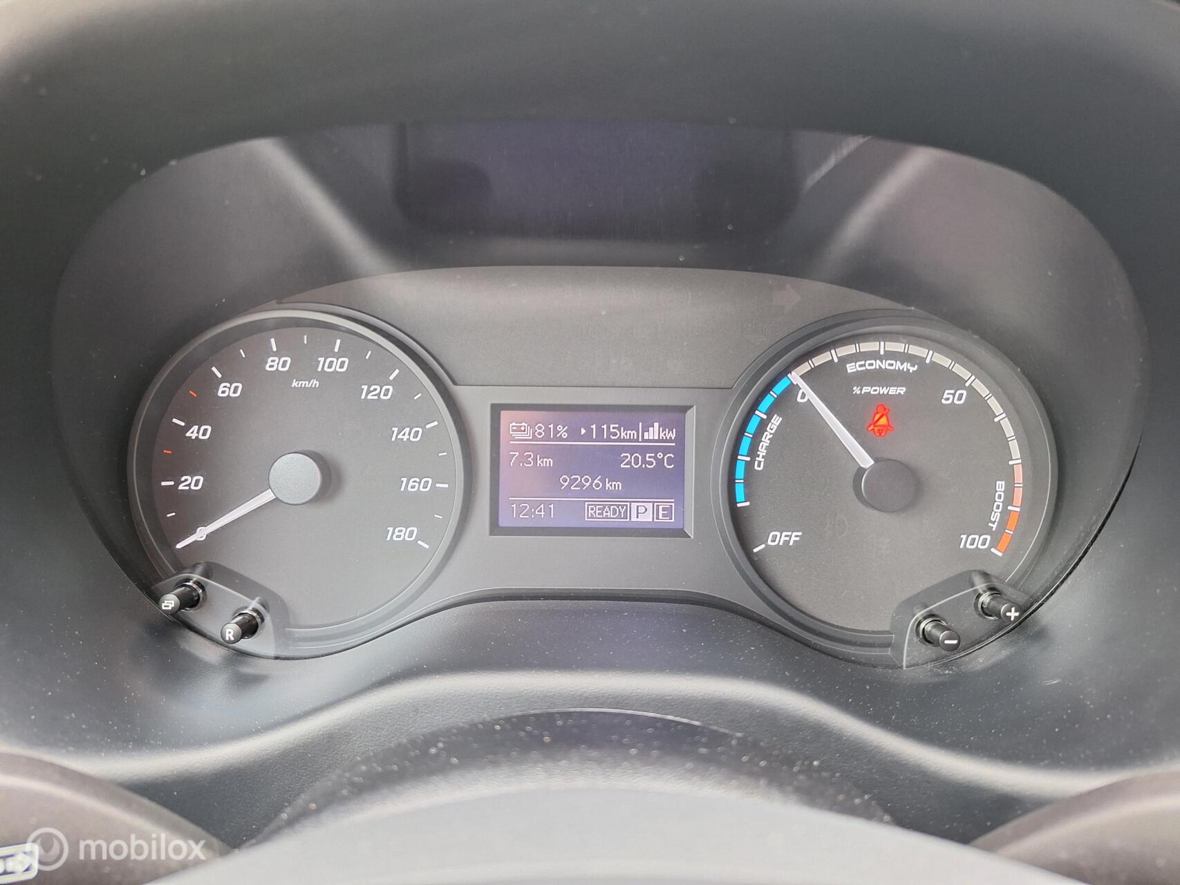 Foto van Mercedes-Benz Evito