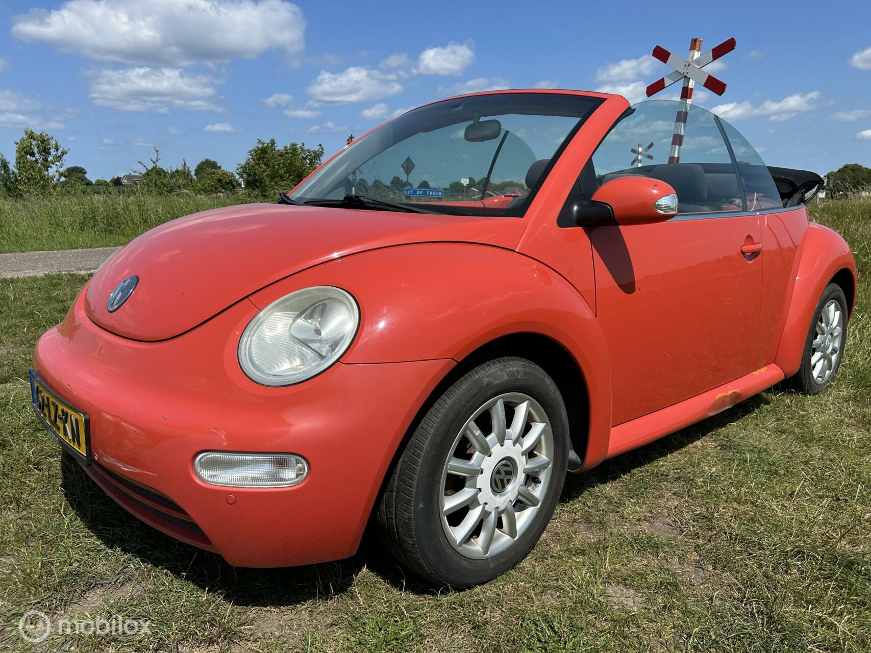 Volkswagen New Beetle Cabriolet 1.6 NIEUWE APK Stoelverwarming 2003 - voorkant