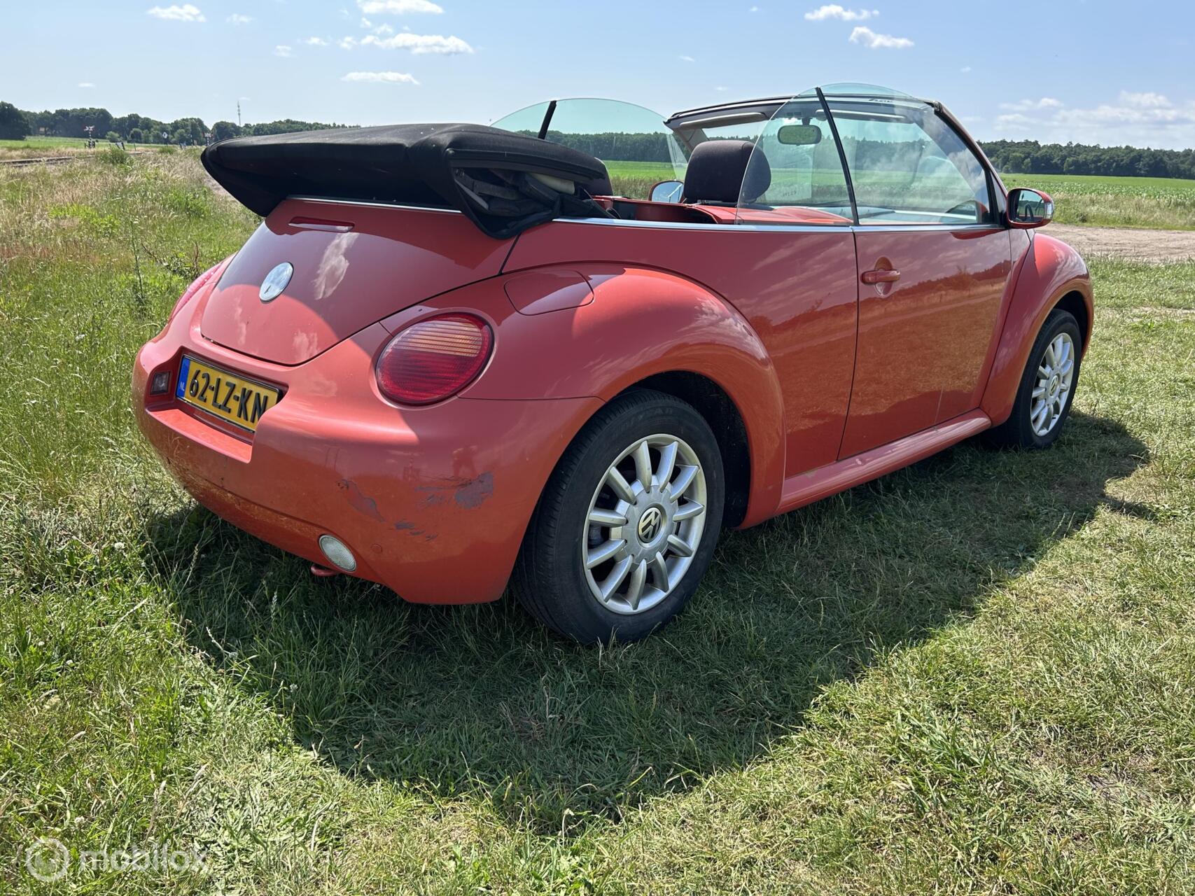 Foto van Volkswagen New Beetle Cabriolet