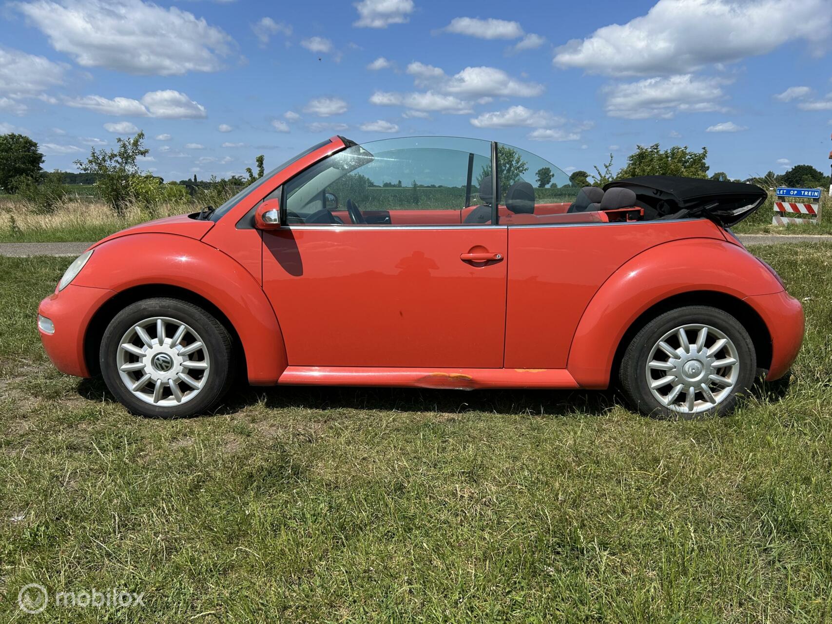 Foto van Volkswagen New Beetle Cabriolet