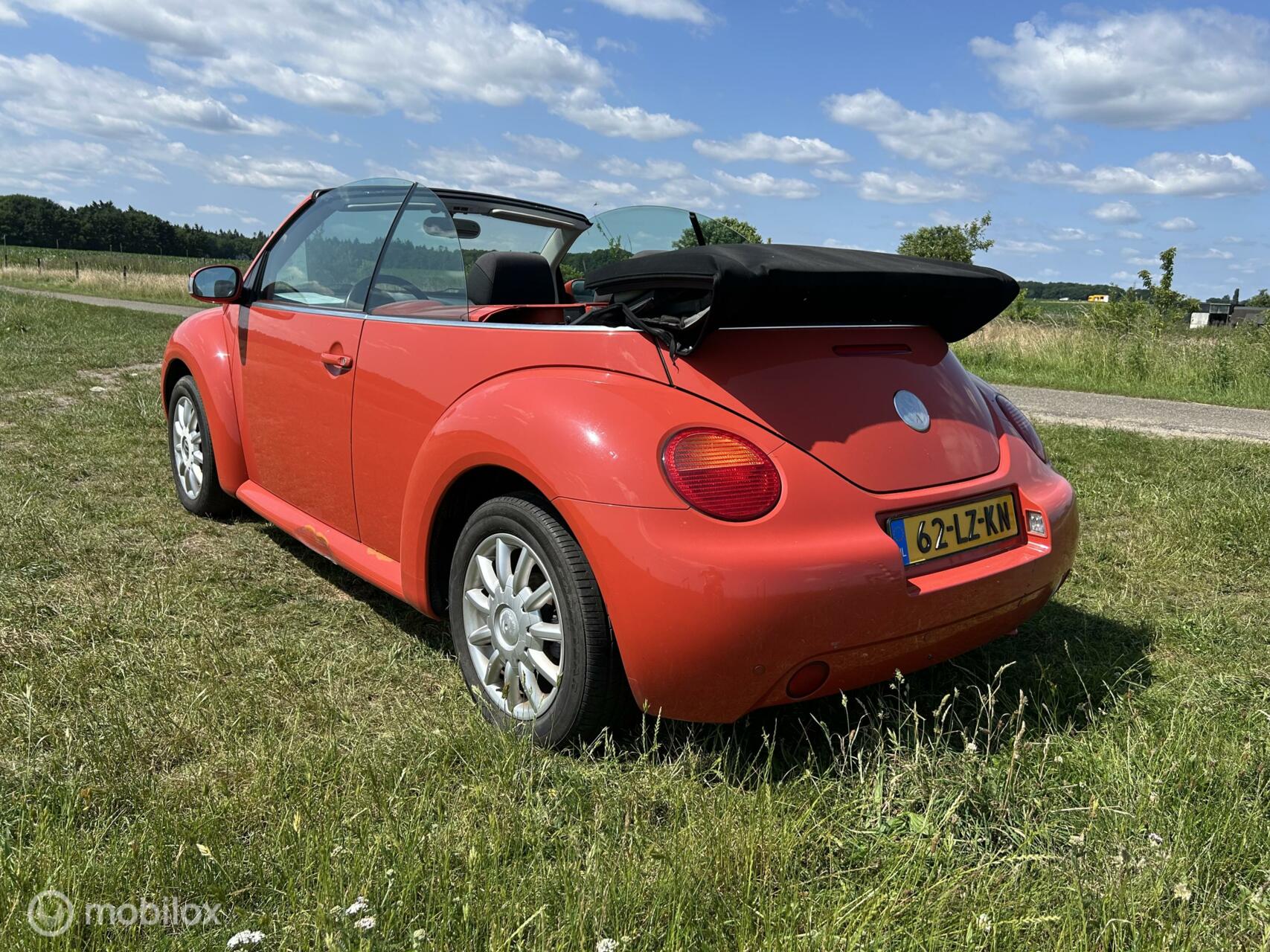 Foto van Volkswagen New Beetle Cabriolet