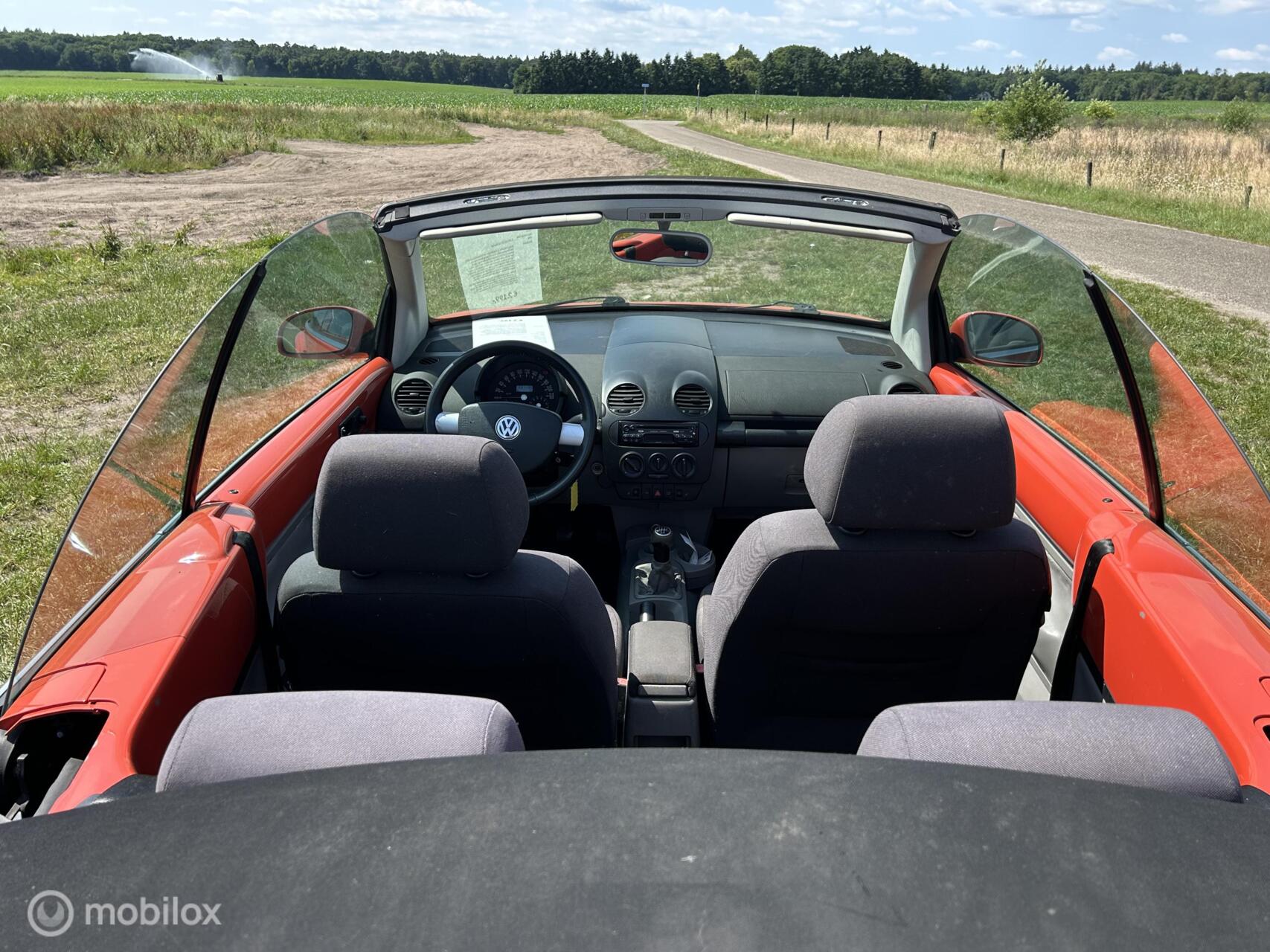 Foto van Volkswagen New Beetle Cabriolet