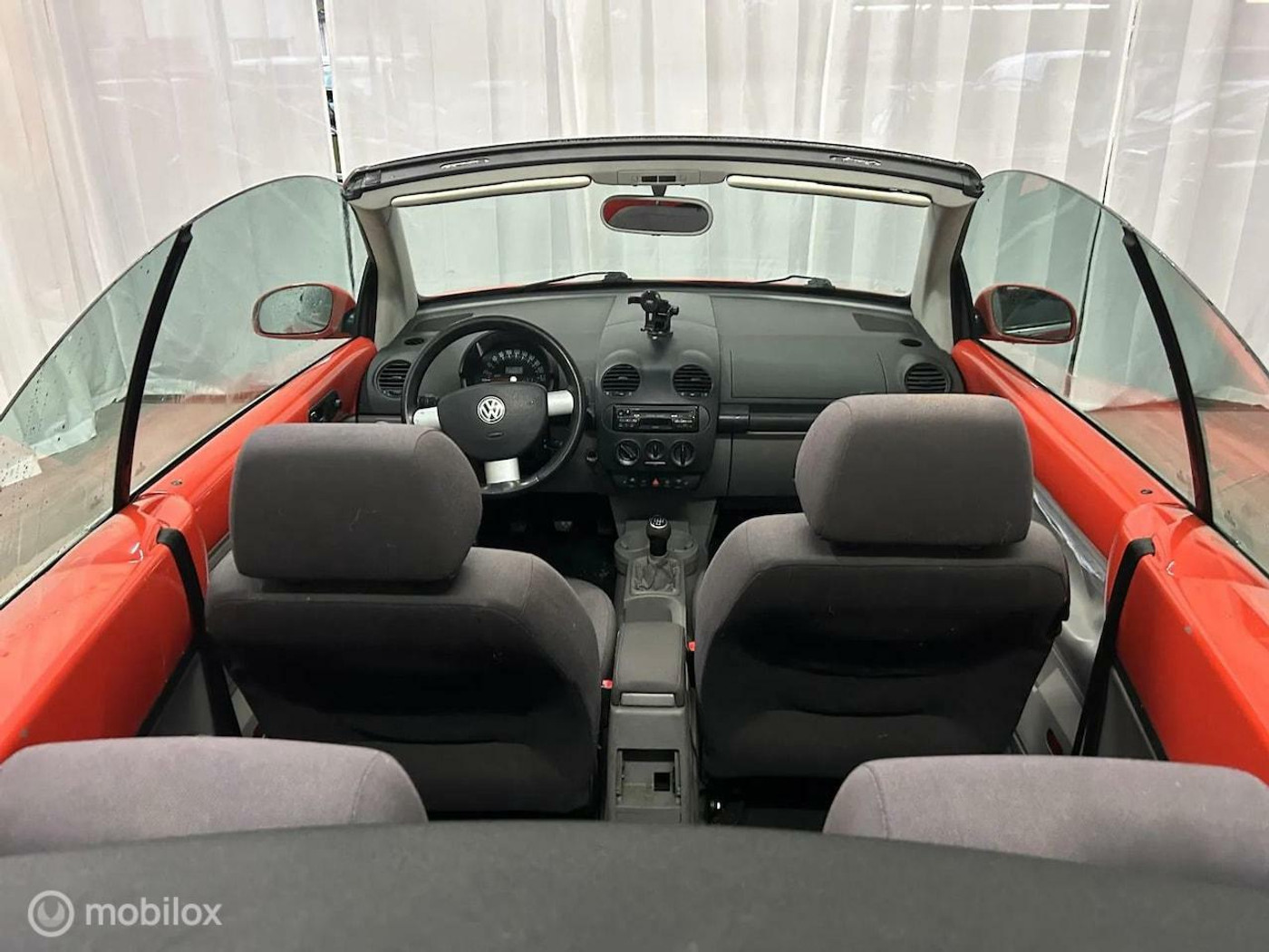 Foto van Volkswagen New Beetle Cabriolet