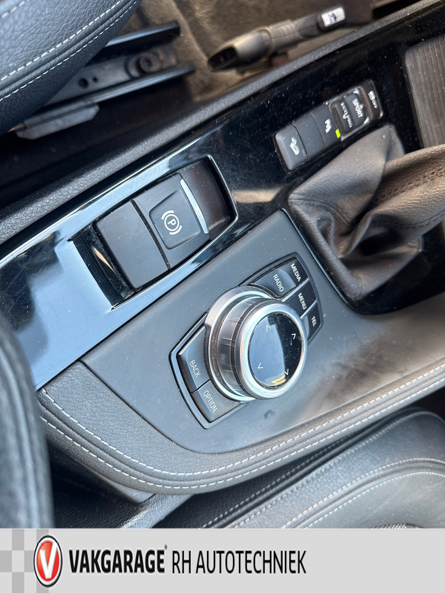 Foto van BMW X1 Xdrive20i