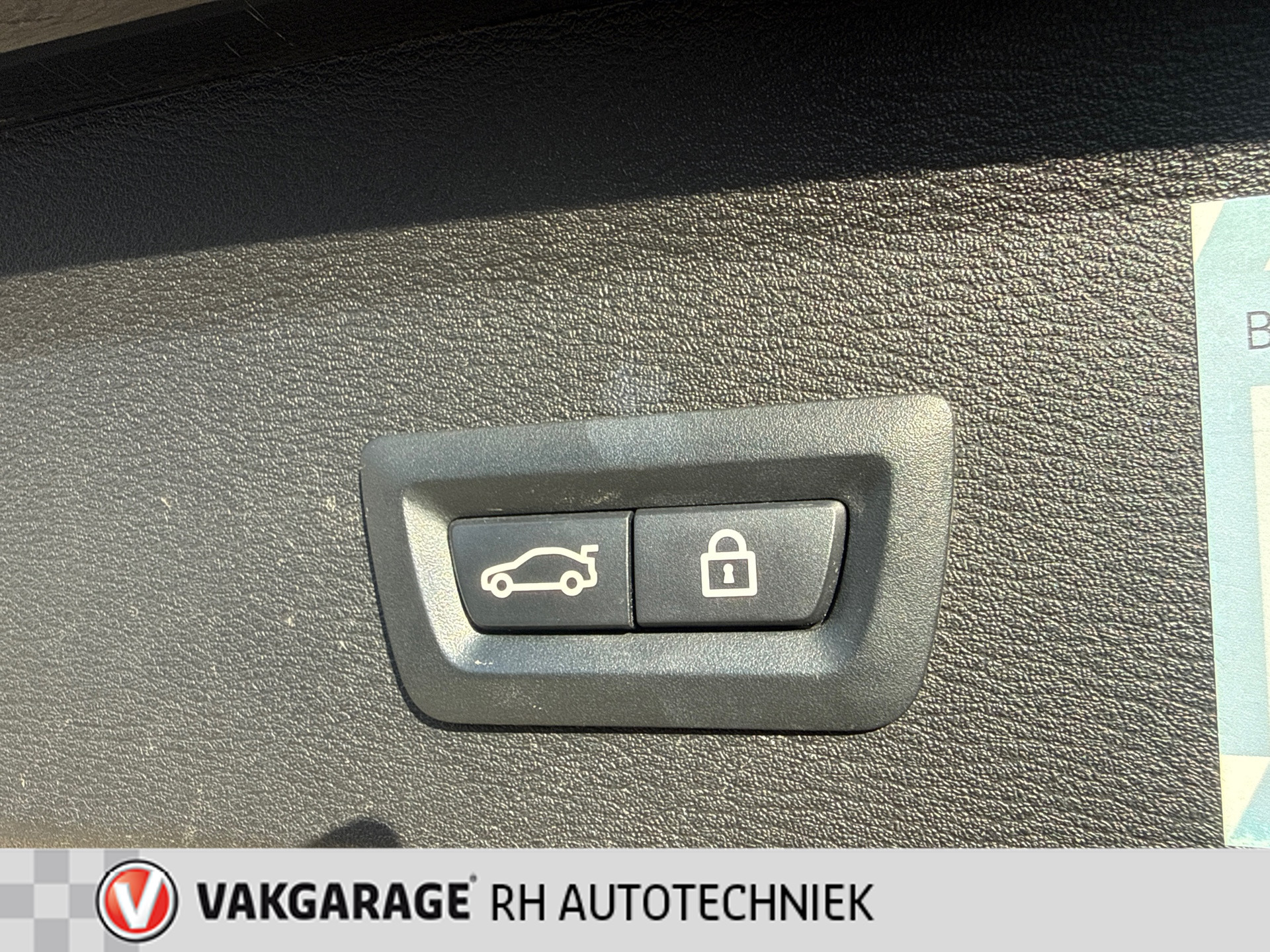 Foto van BMW X1 Xdrive20i