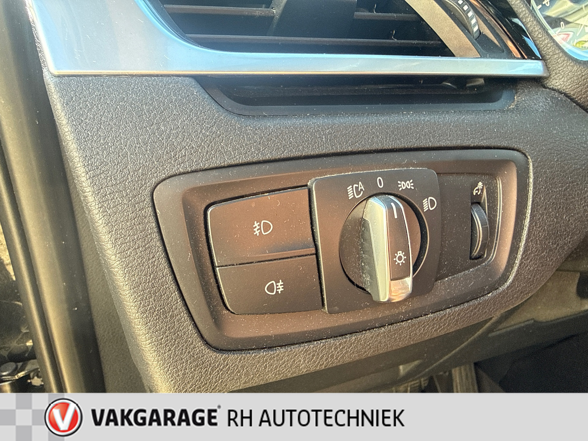 Foto van BMW X1 Xdrive20i
