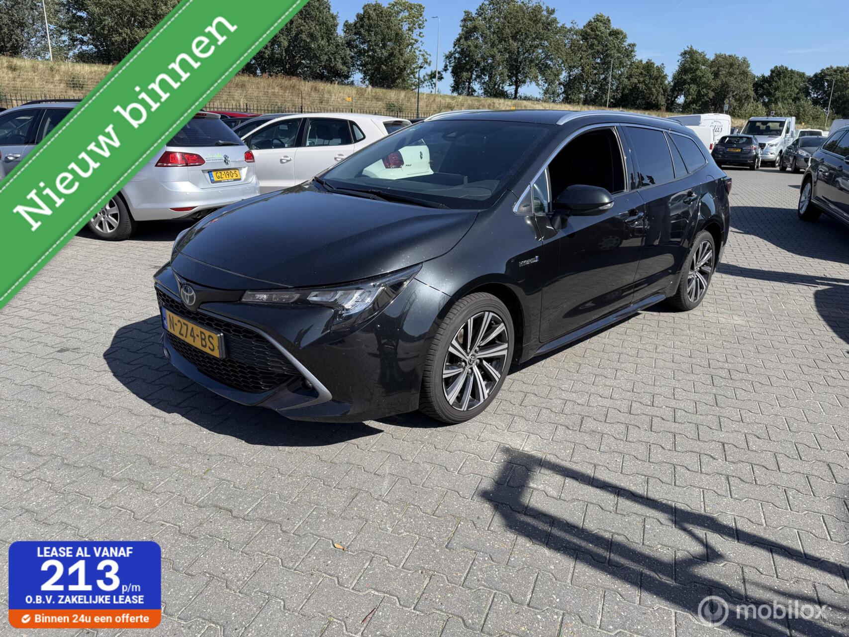 Toyota Toyota Corolla 1.8 Hybrid Business Plus BTW 2021 - voorkant