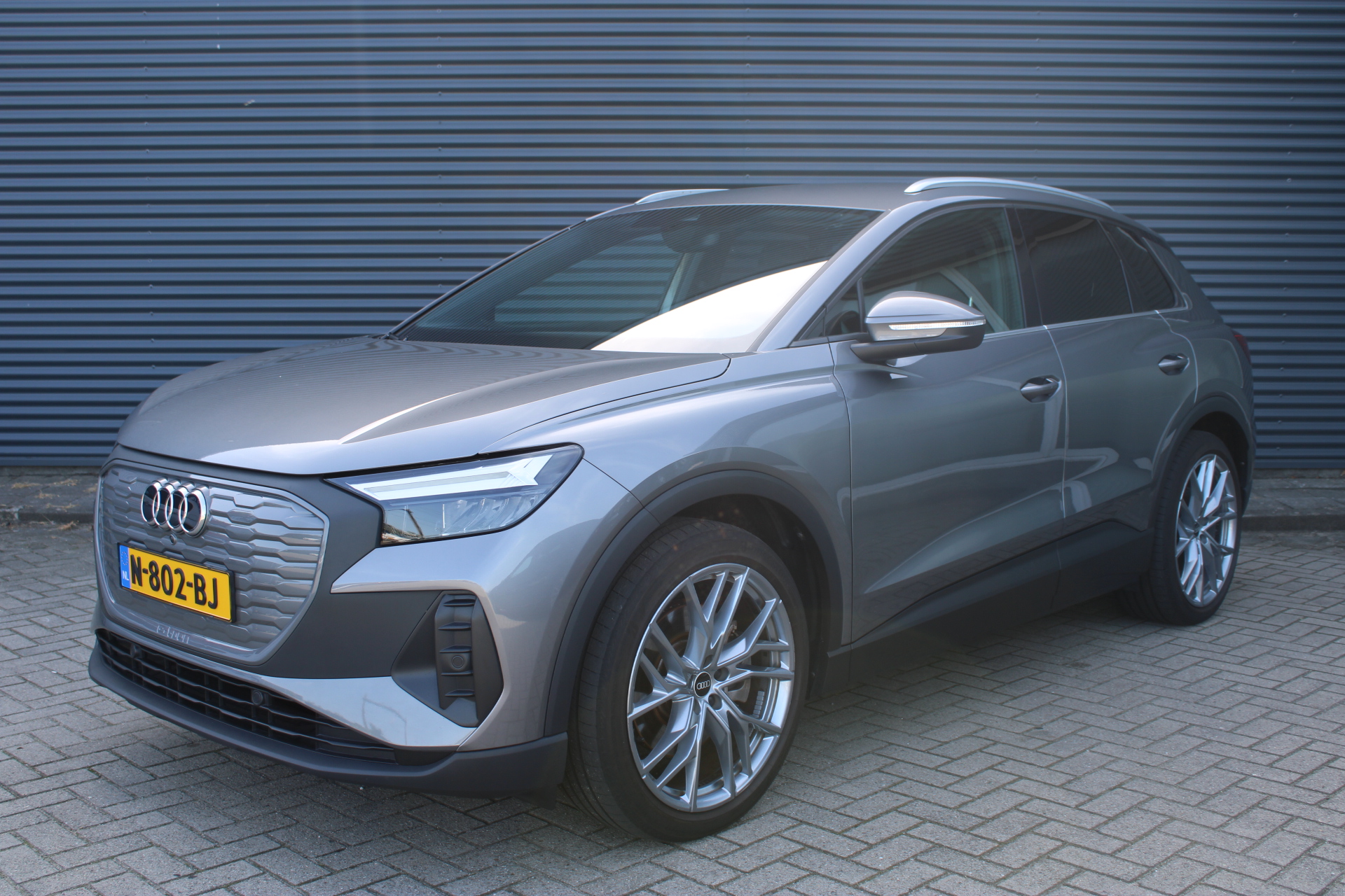 Audi Q4 40 E-tron 40 Launch edition 77 kWh Vol-Leder CarPlay 21 Inch Stoelverwarming 2021 - voorkant