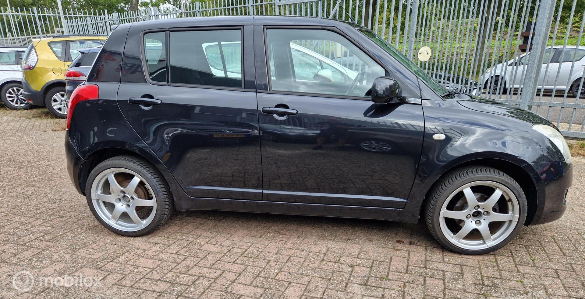 Foto van Suzuki Swift