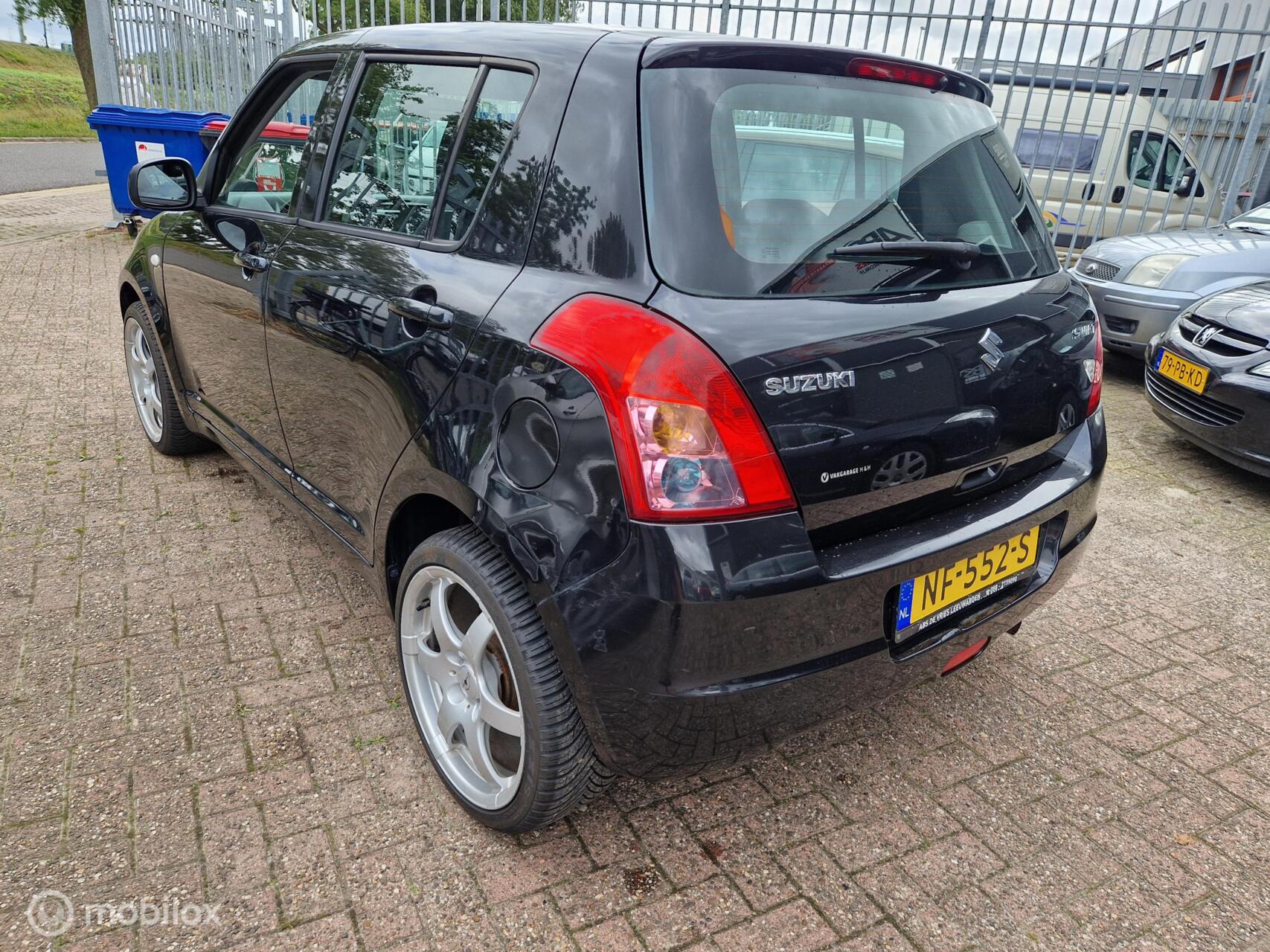 Foto van Suzuki Swift