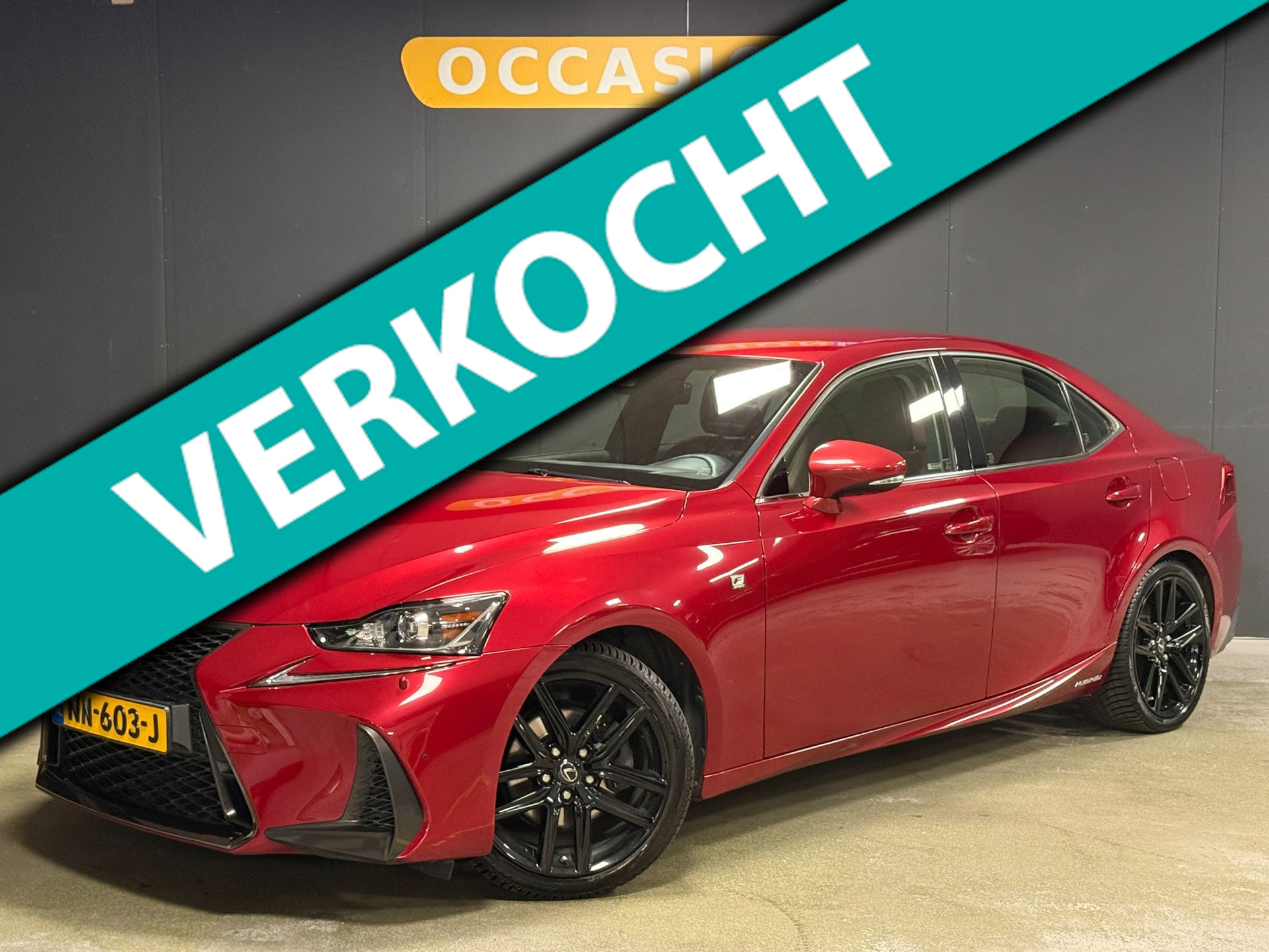 Lexus Lexus Is300h 300h Hybrid F-Sport Line|DEALERONDERHOUDEN|NAP|CAMERA|STOELV|BLUETOOTH|18INCH| 2017 - voorkant