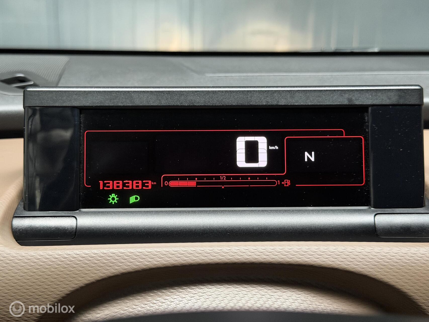 Foto van Citroen C4 Cactus
