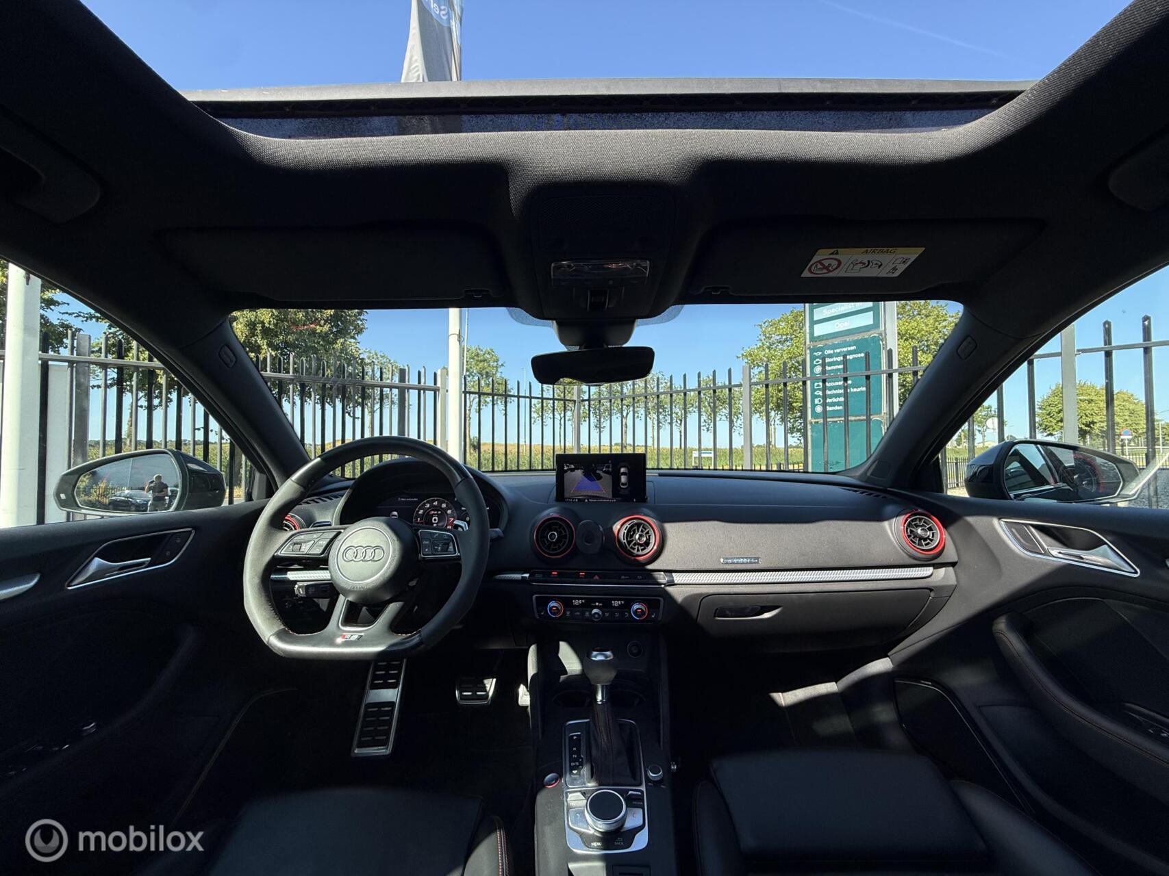 Foto van Audi RS 3 Limousine