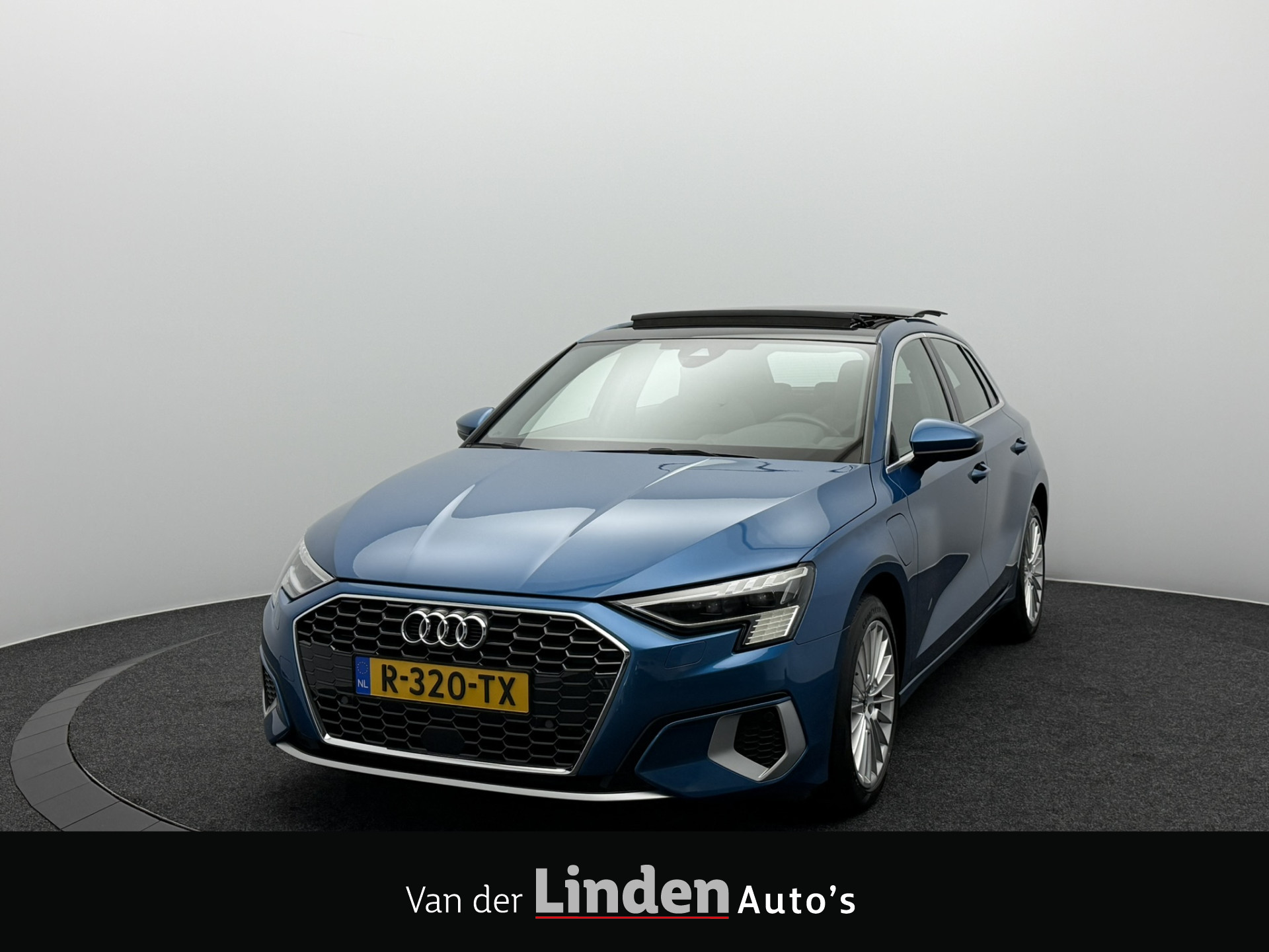 Audi A3 40 TFSIe 40 TFSI e Advanced Edition | Matrix-Led | Panoramadak | Navigatie | Adaptive Cruise Control 2022 - voorkant