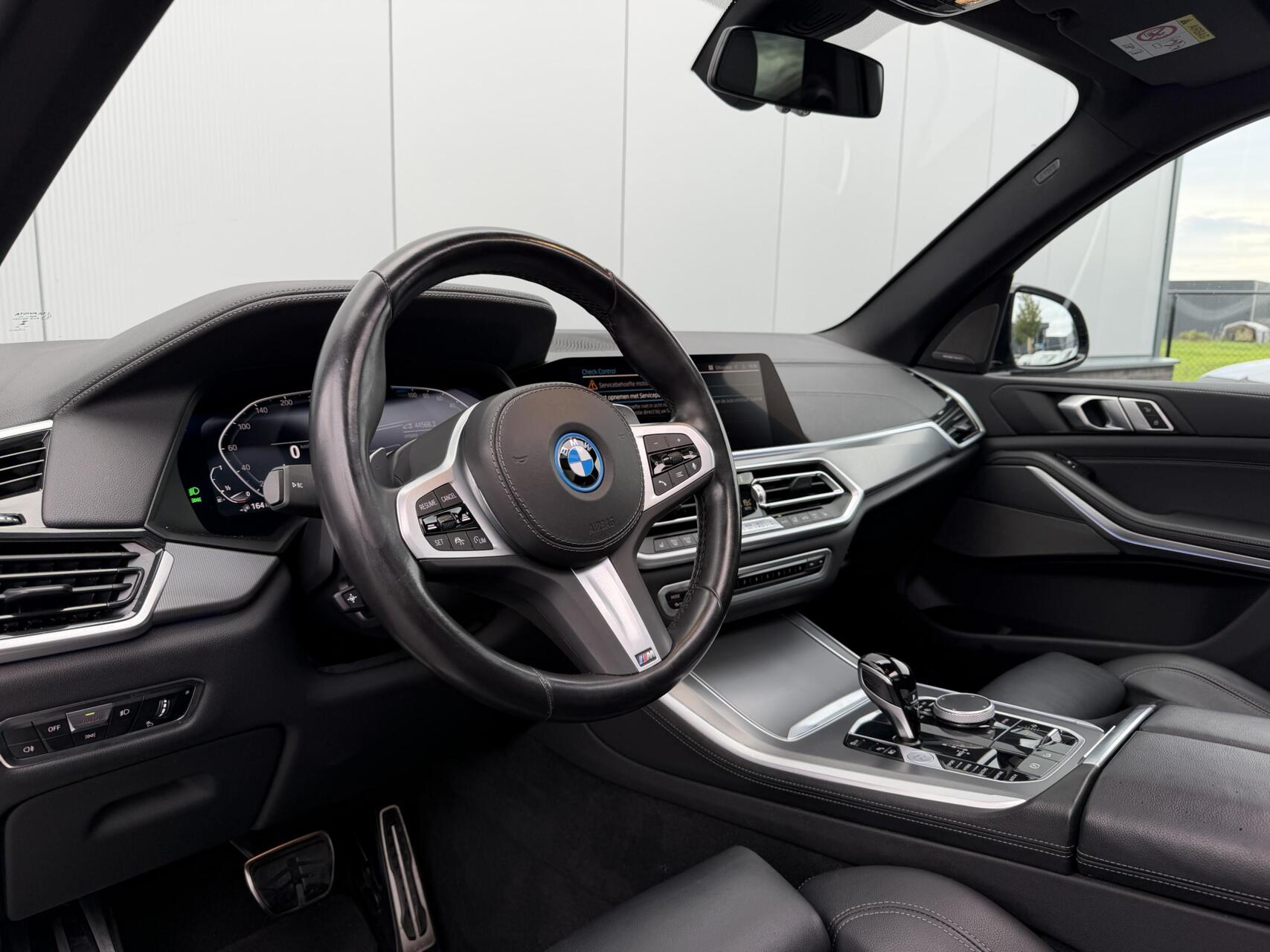 Foto van BMW X5 Xdrive45e