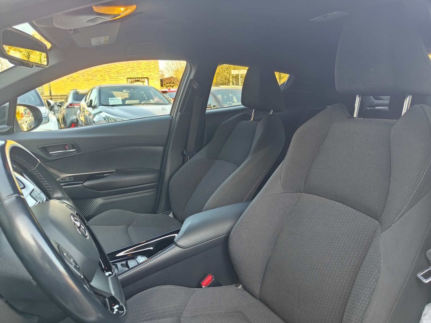 Foto van Toyota Toyota C-hr