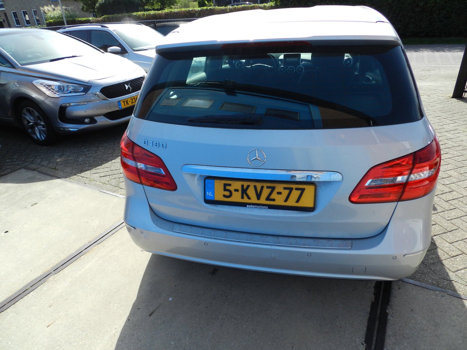 Foto van Mercedes-Benz B 180