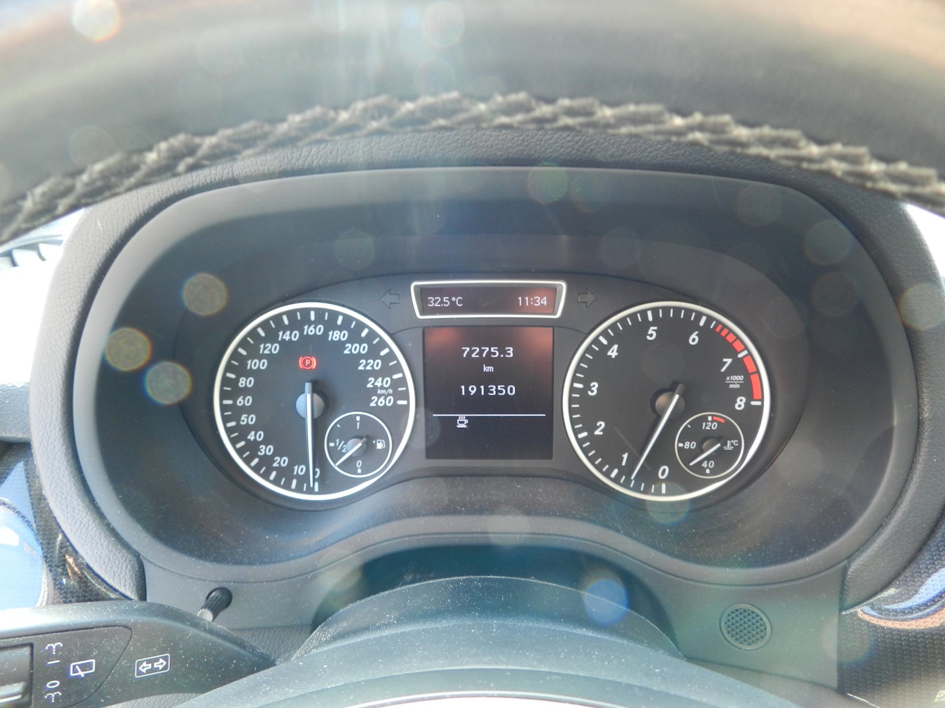 Foto van Mercedes-Benz B 180