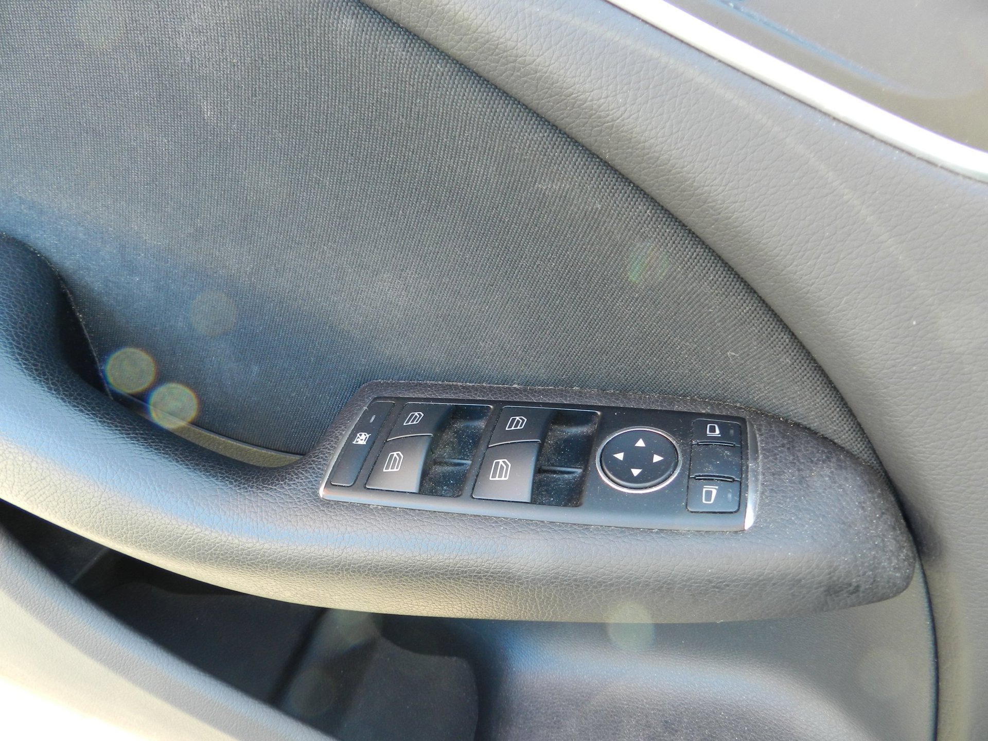 Foto van Mercedes-Benz B 180