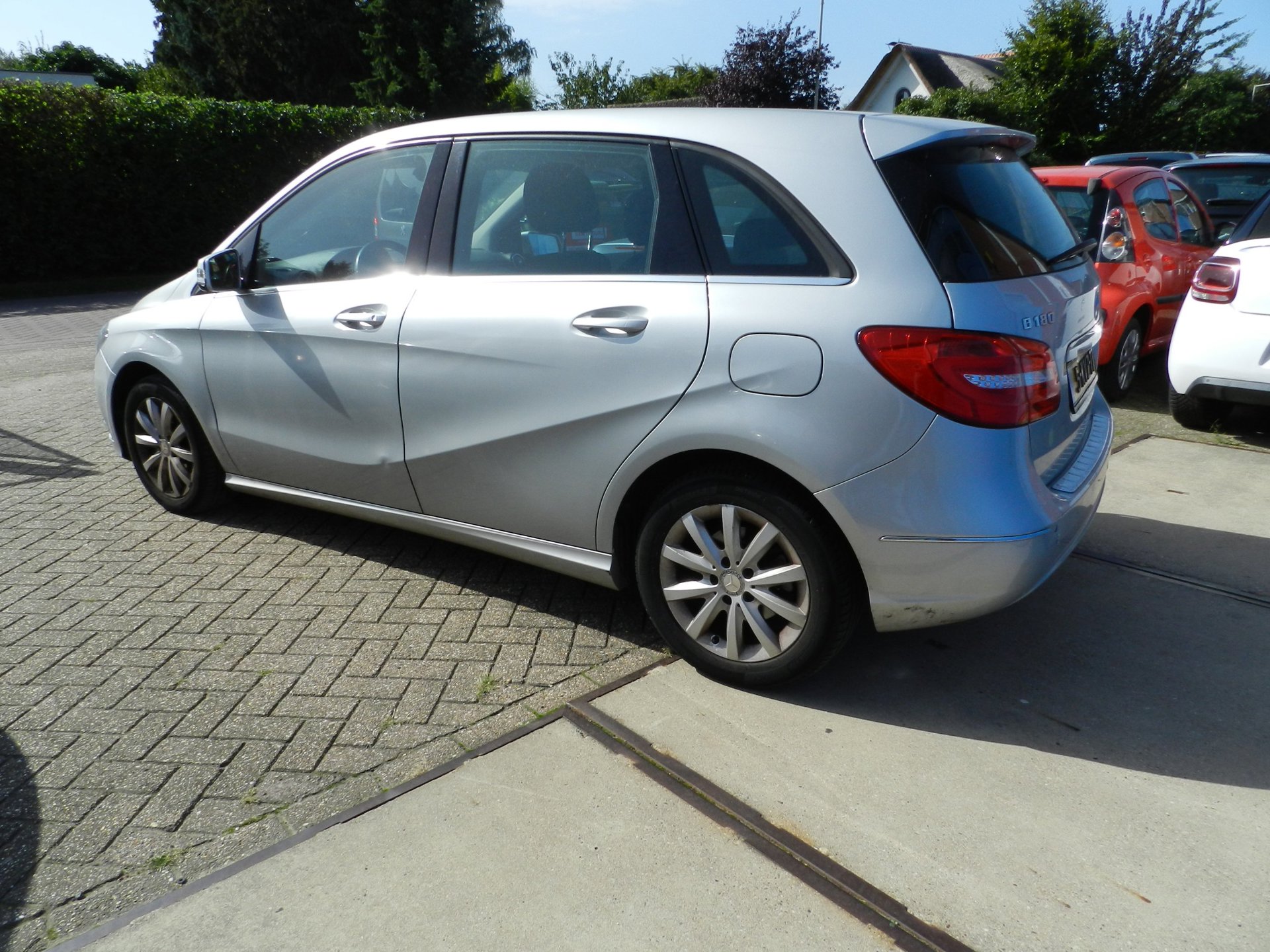 Foto van Mercedes-Benz B 180