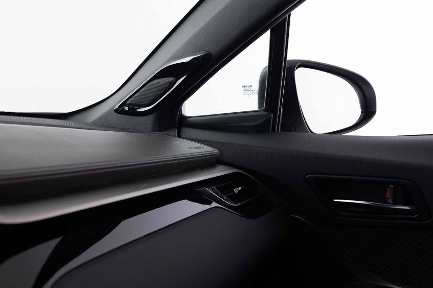Foto van Toyota Toyota C-hr