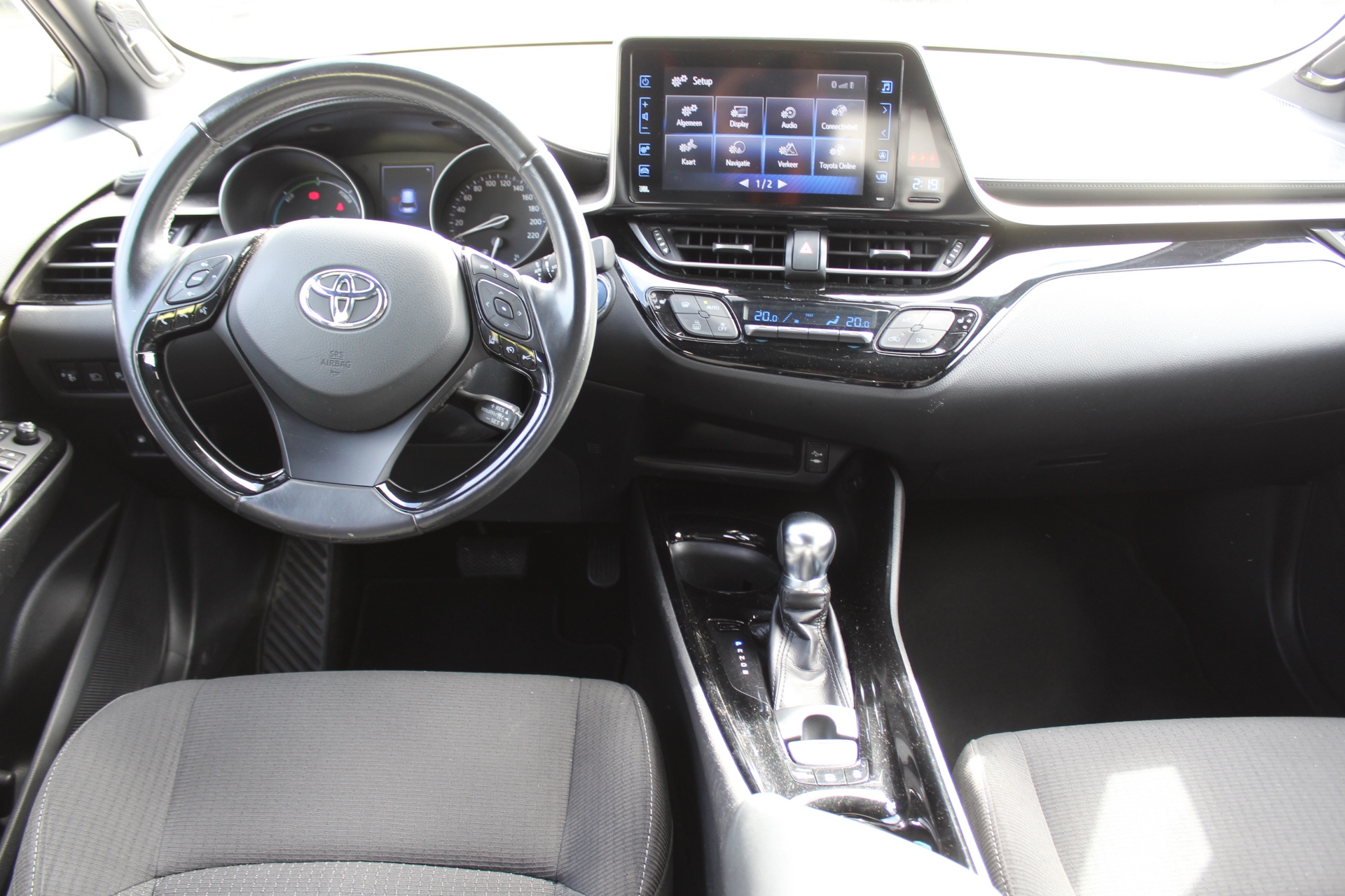 Foto van Toyota Toyota C-hr