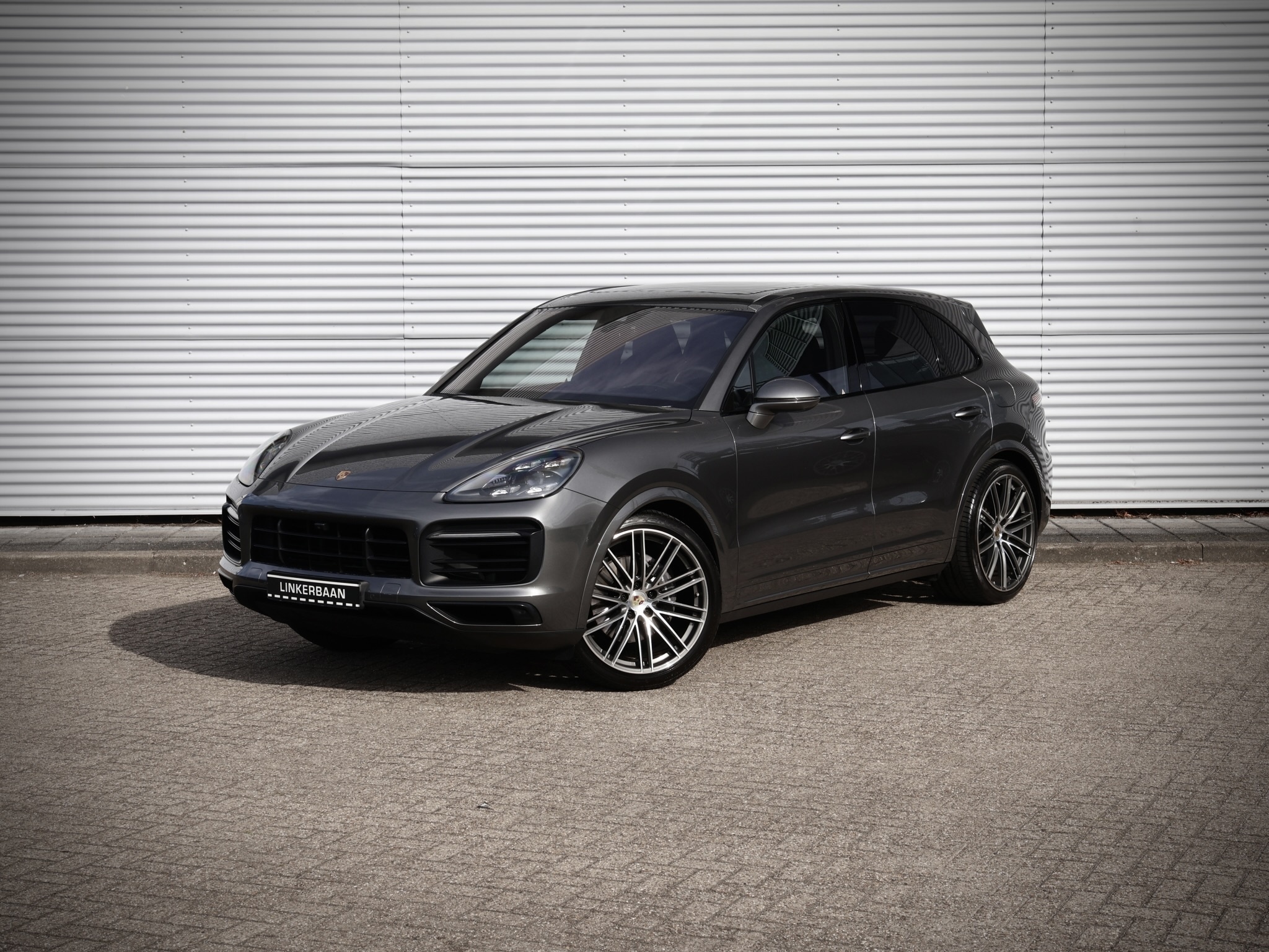 Foto van Porsche Cayenne E-hybrid