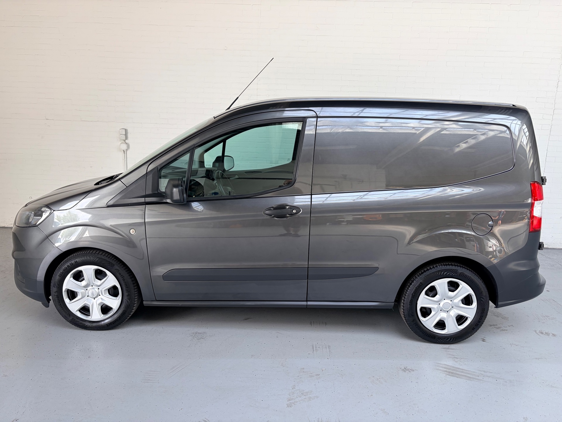 Foto van Ford Transit Courier
