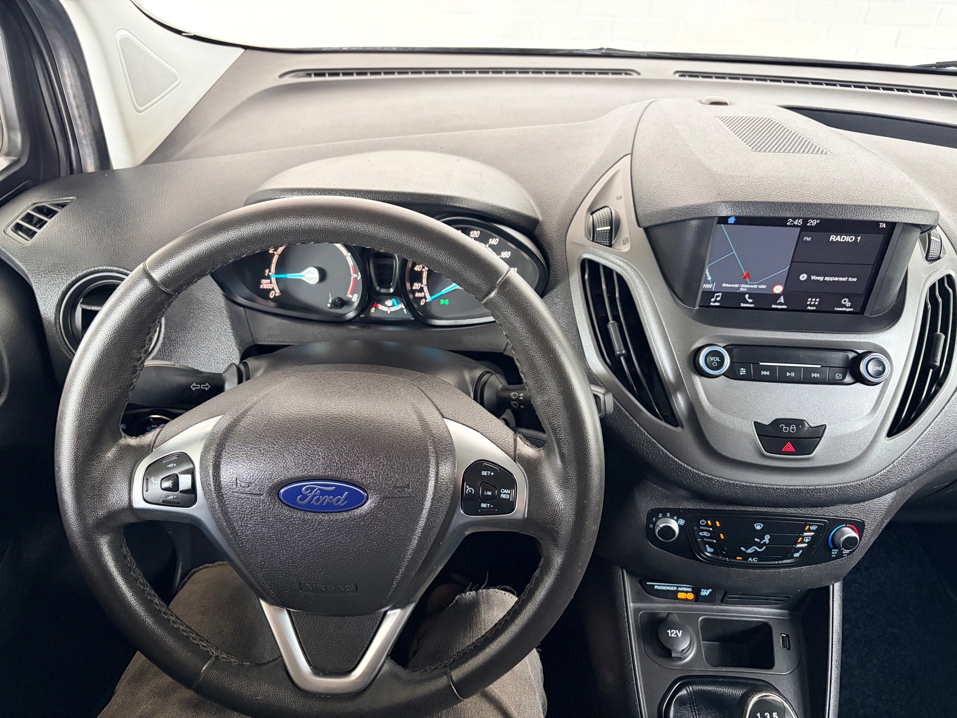 Foto van Ford Transit Courier