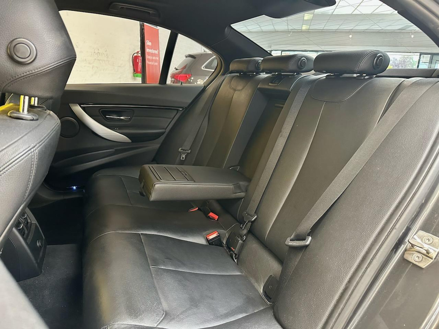 Foto van BMW 320i