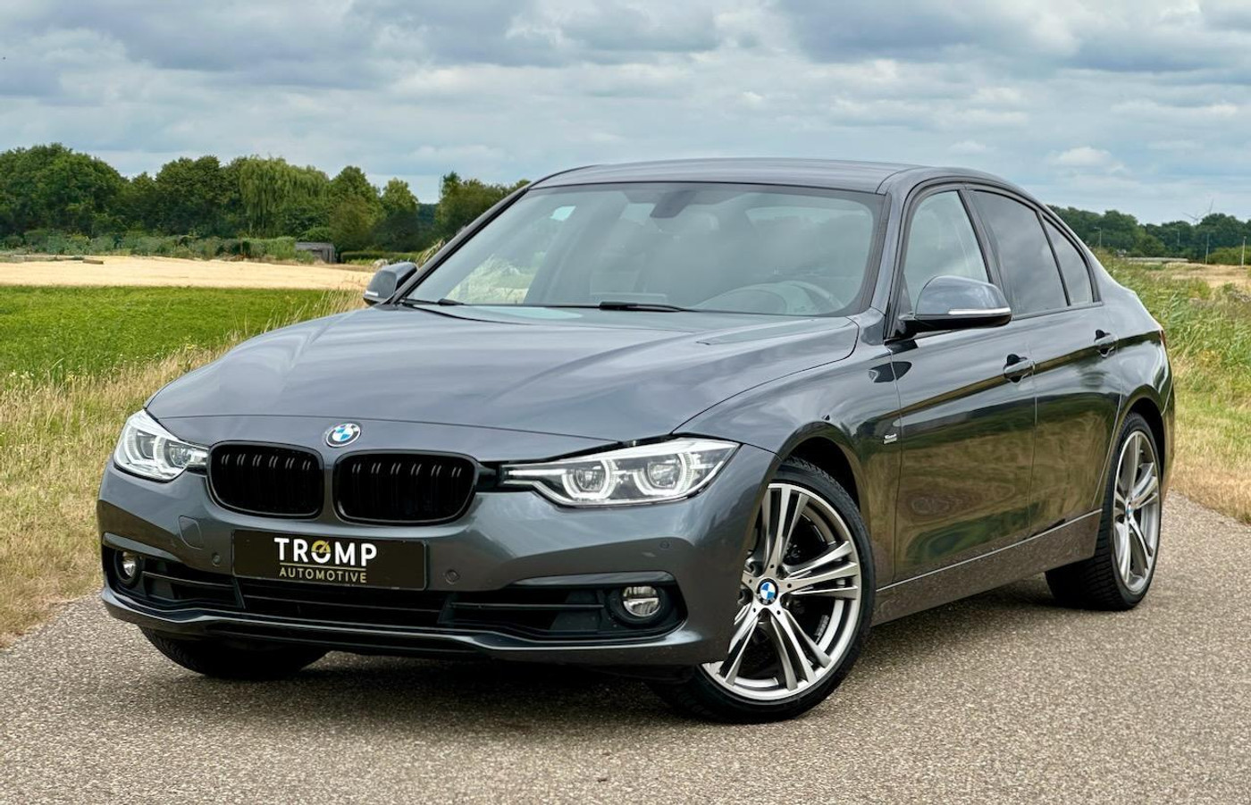 Foto van BMW 320i