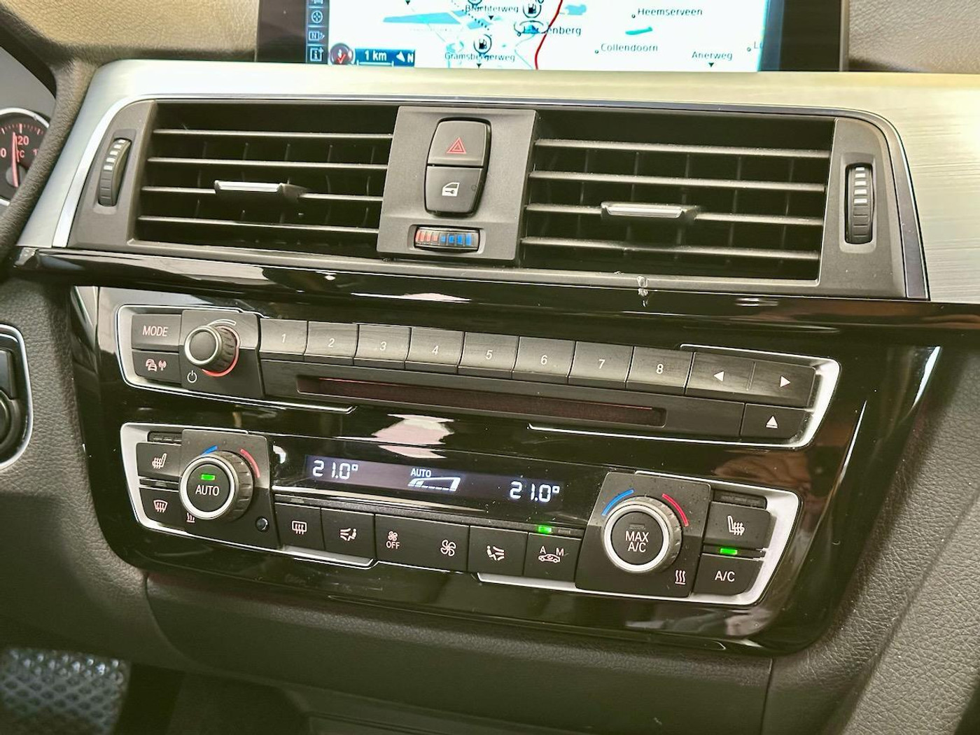 Foto van BMW 320i