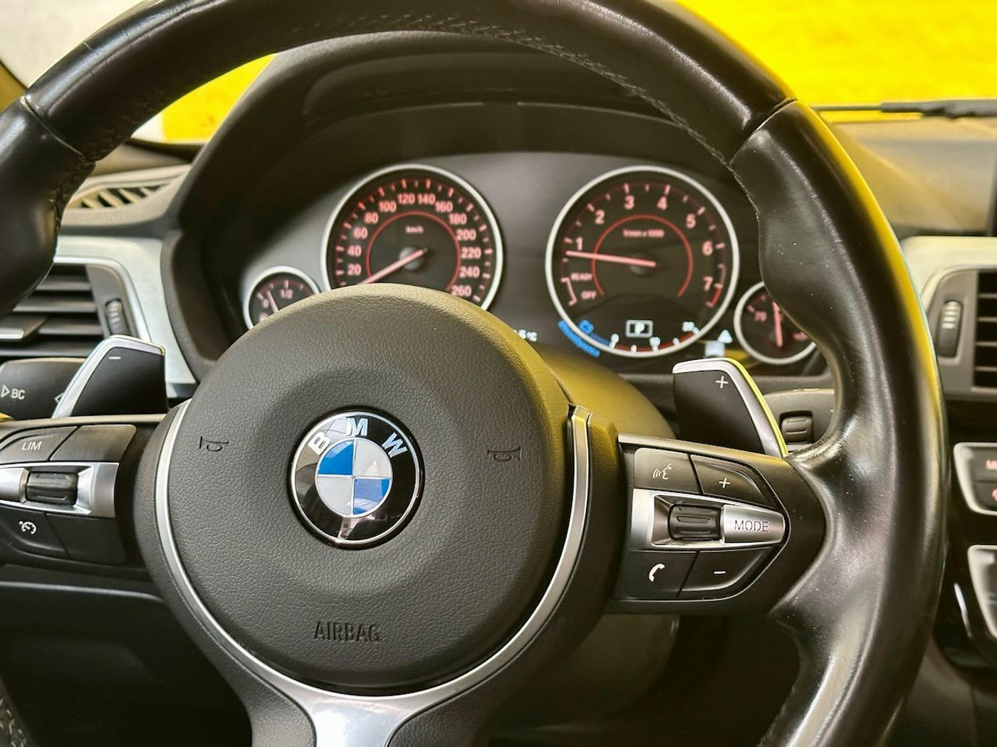 Foto van BMW 320i