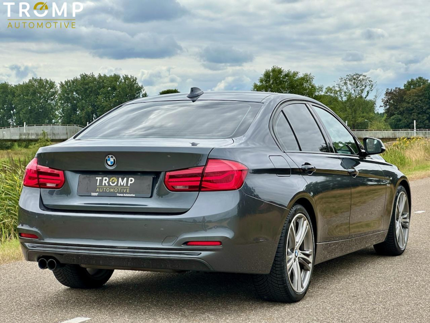 Foto van BMW 320i