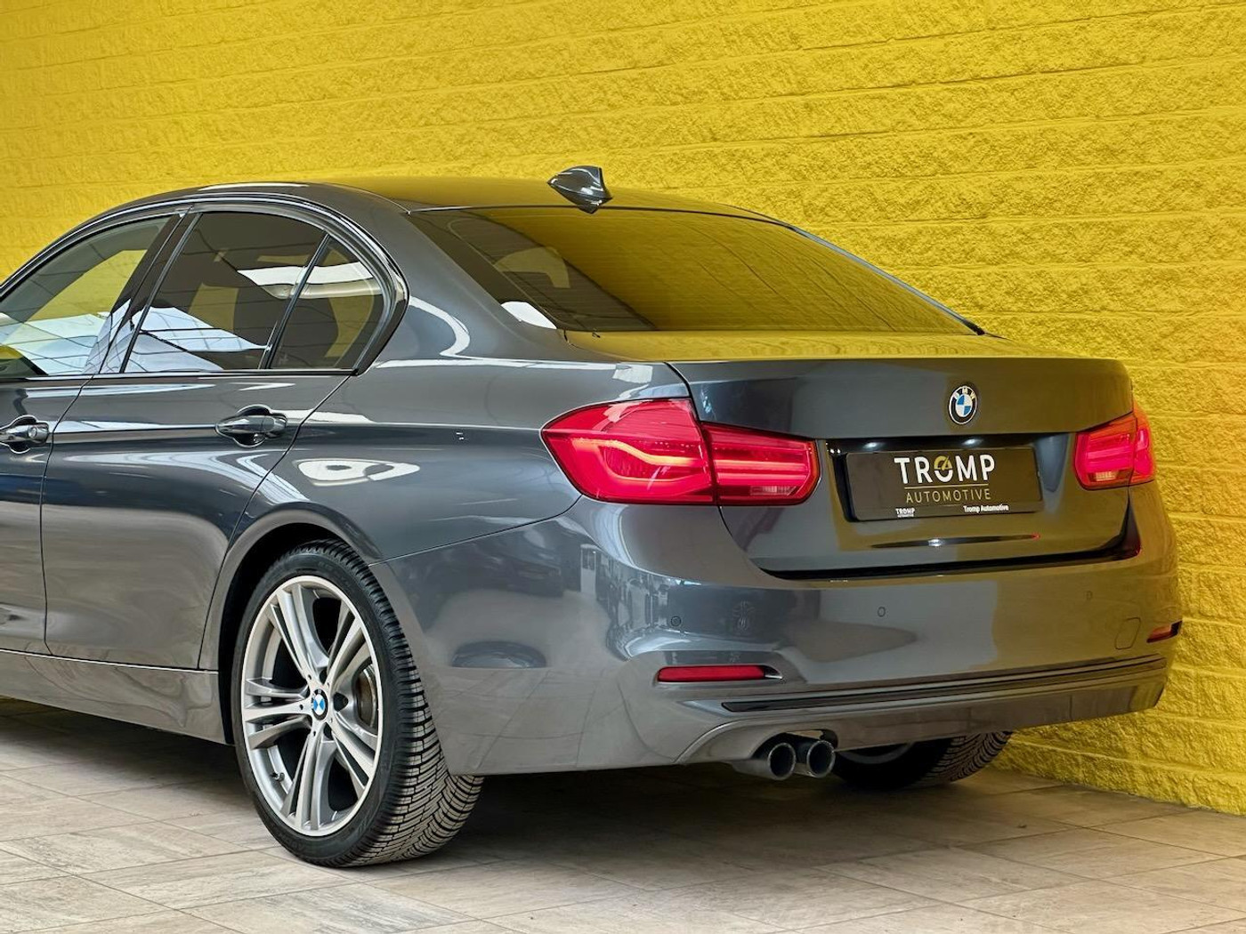Foto van BMW 320i
