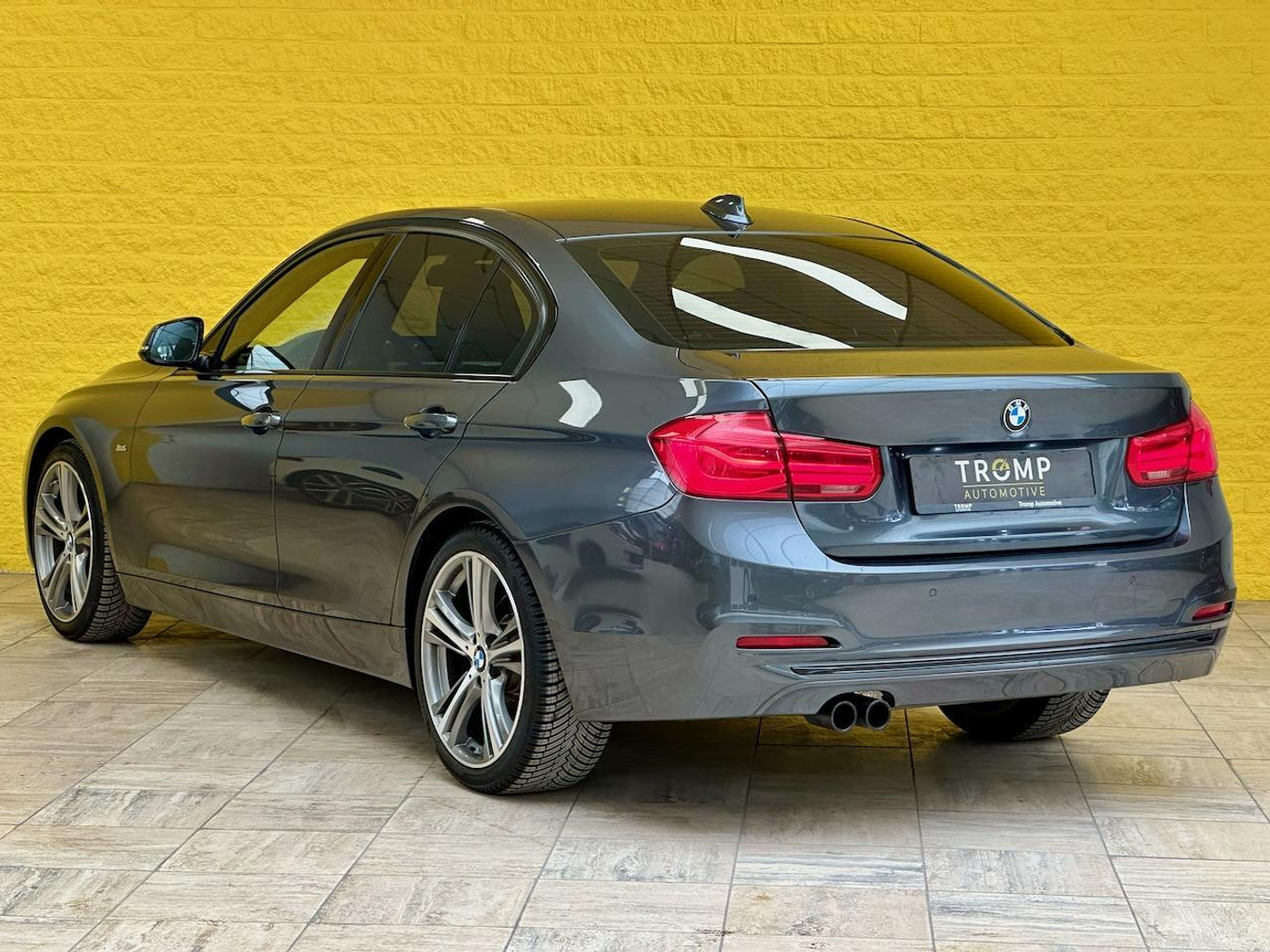 Foto van BMW 320i