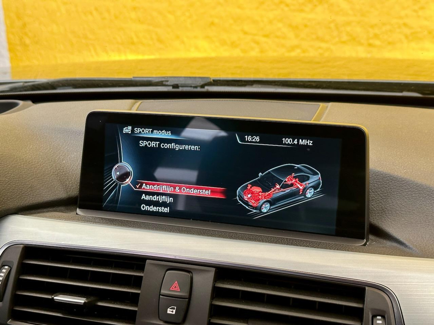 Foto van BMW 320i