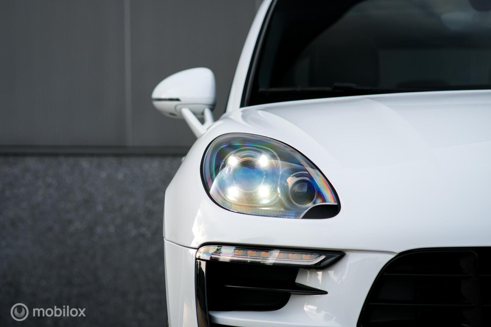 Foto van Porsche Macan S Diesel