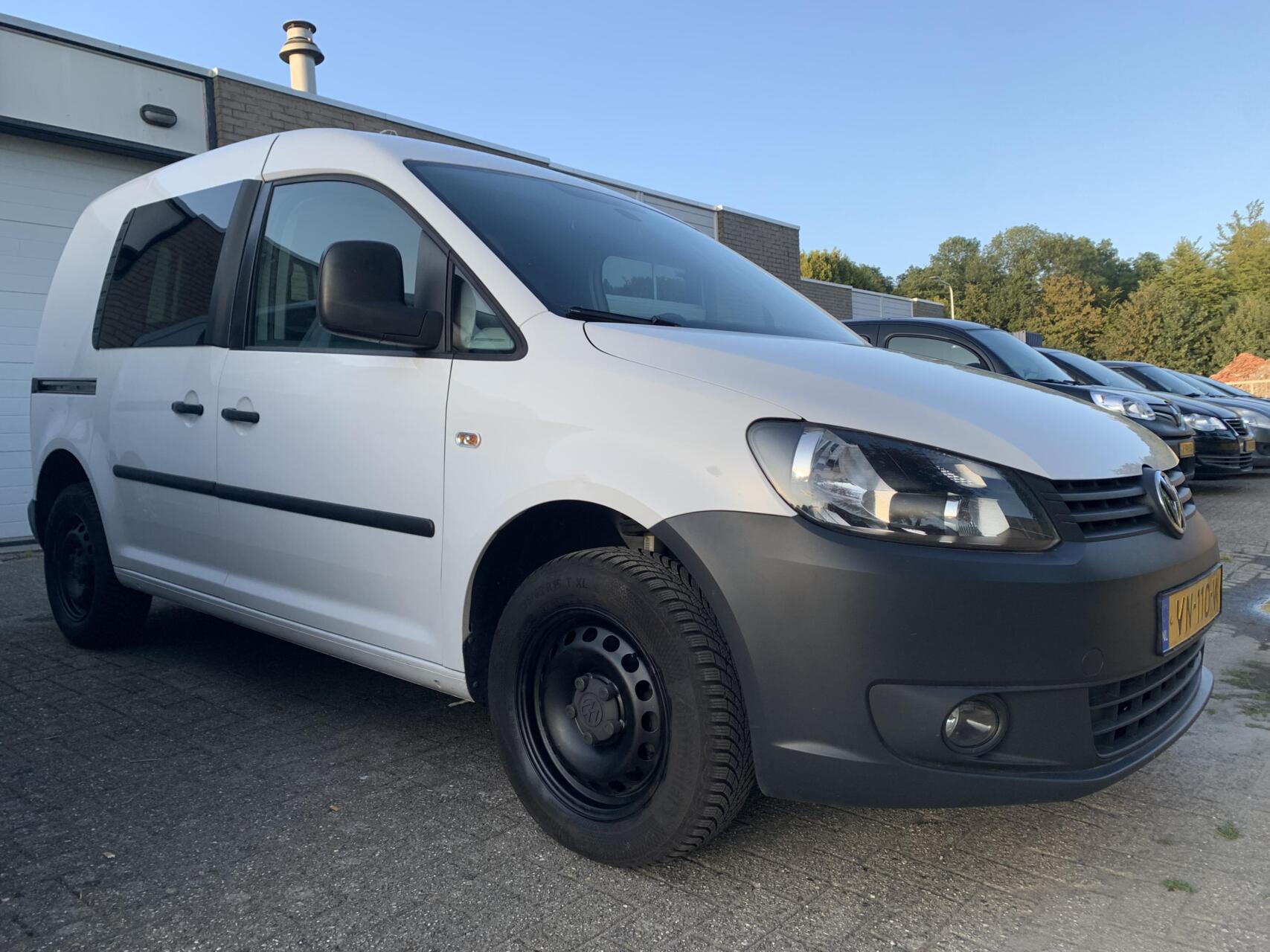 Volkswagen Caddy 1.6 TDI Airco Cruise Control Trekhaak 2015 - voorkant