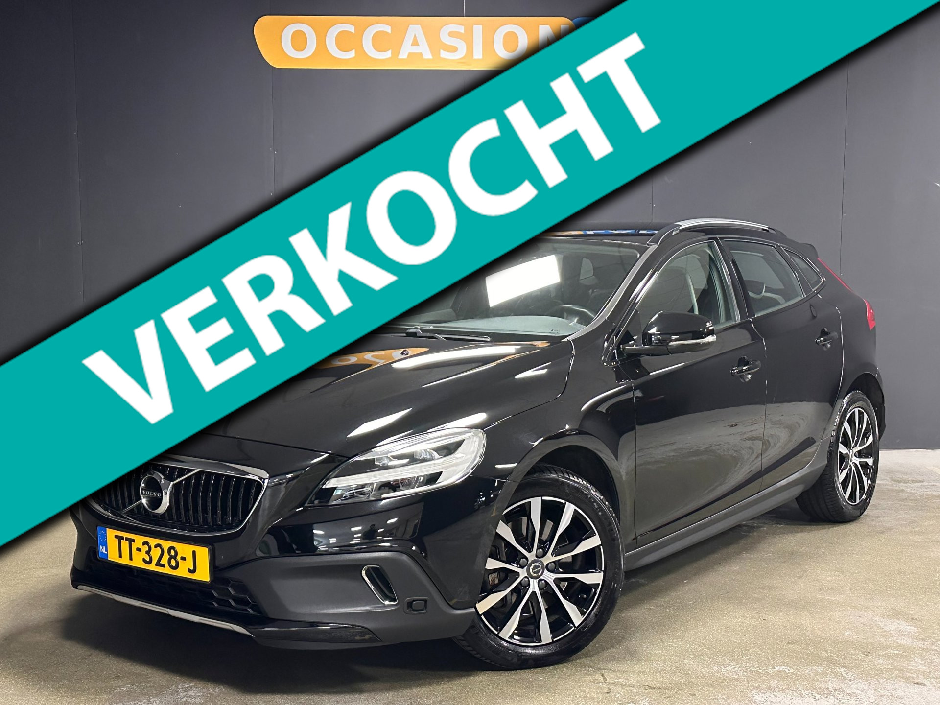 Volvo V40 Cross Country 1.5 T3 Dynamic Edition|STOELV|LED|CRUISE|NAVI|BLUETOOTH|17INCH| 2018 - voorkant