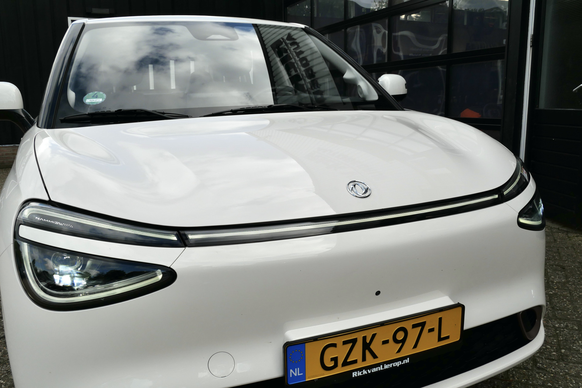 Foto van Dongfeng Box